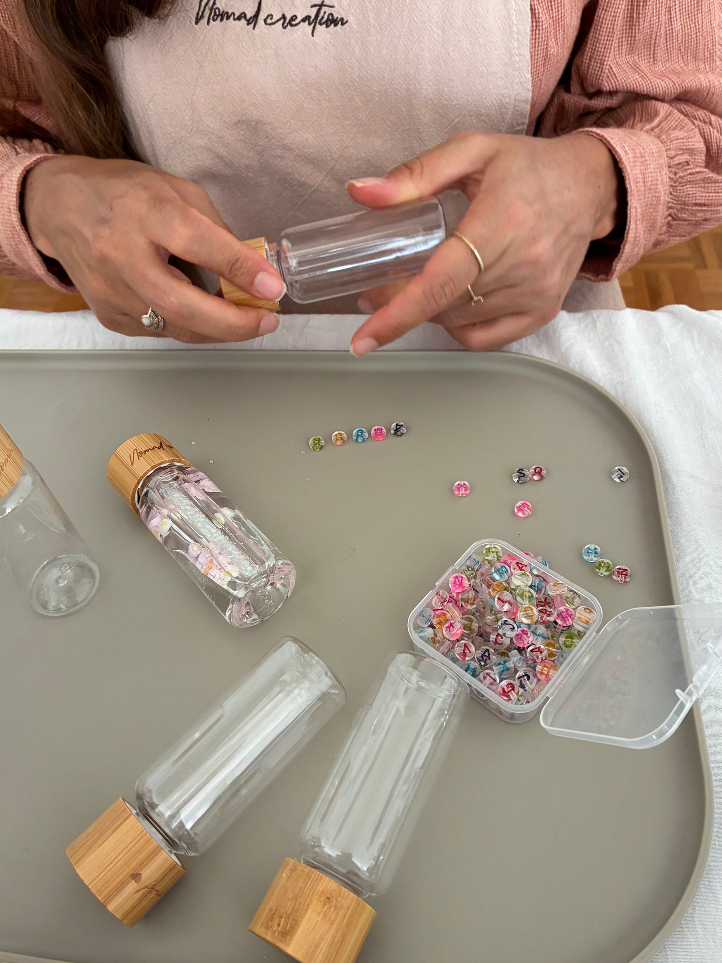 Atelier bouteilles sensorielles