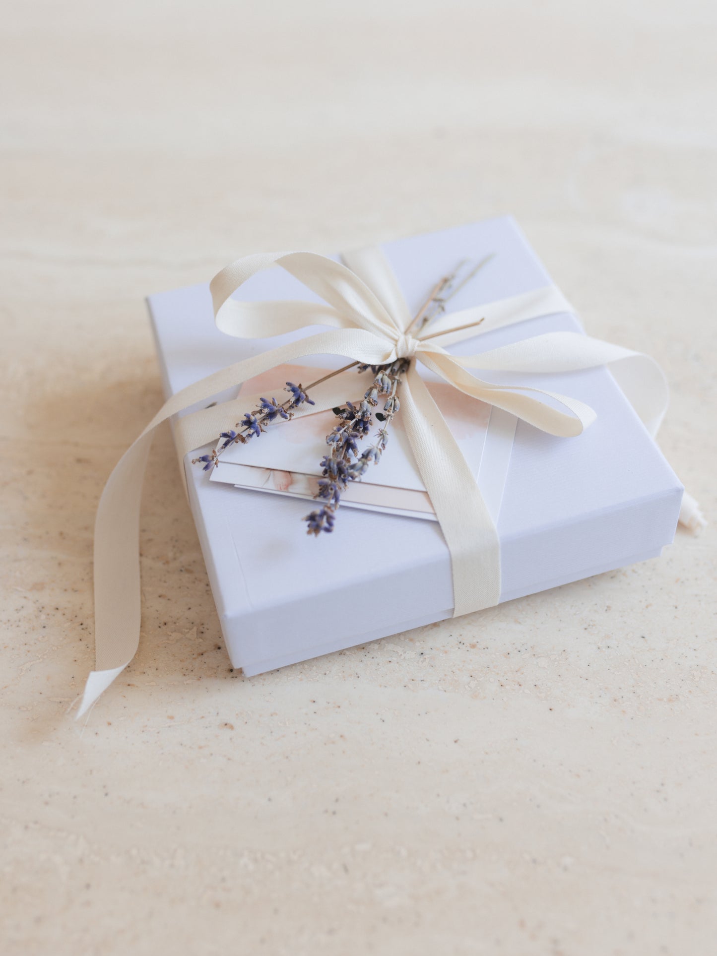 Mini gift box